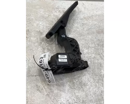 FREIGHTLINER Cascadia Throttle Pedal