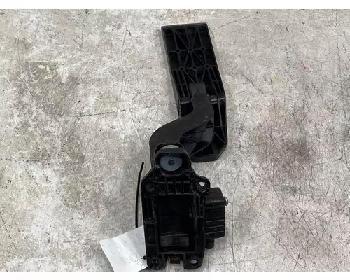 FREIGHTLINER Cascadia Throttle Pedal