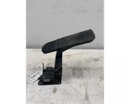 FREIGHTLINER Cascadia Throttle Pedal