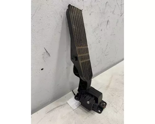 FREIGHTLINER Cascadia Throttle Pedal