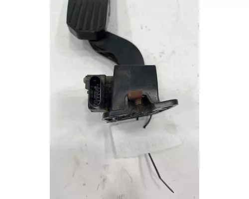 FREIGHTLINER Cascadia Throttle Pedal