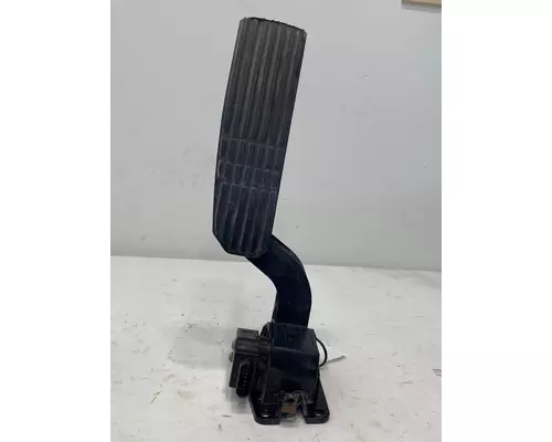 FREIGHTLINER Cascadia Throttle Pedal