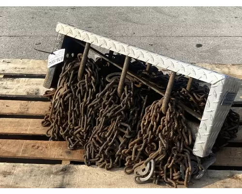 FREIGHTLINER Cascadia Tire Chain Rack