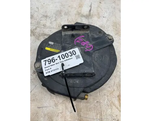 FREIGHTLINER Cascadia Tire