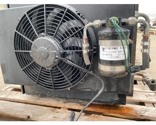 FREIGHTLINER Cascadia Tool Box