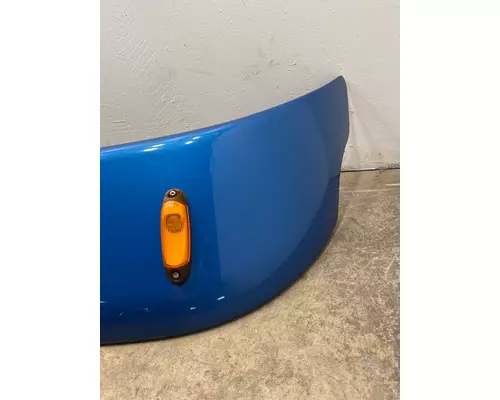 FREIGHTLINER Cascadia Visor