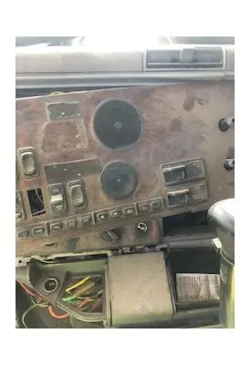 FREIGHTLINER Century Class 112 Dash/Console Switch