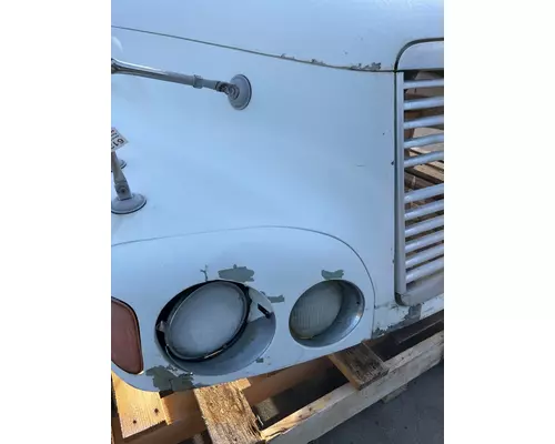 FREIGHTLINER Century Class 120 Hood