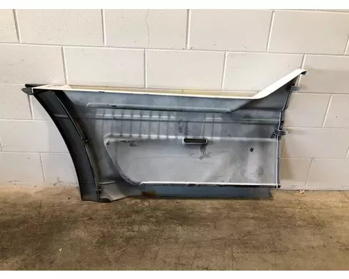 FREIGHTLINER Century Class 120 Side Fairing