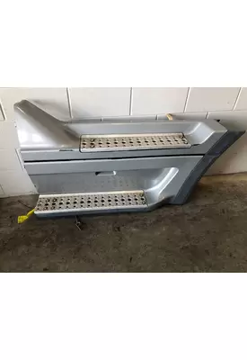 FREIGHTLINER Century Class 120 Side Fairing