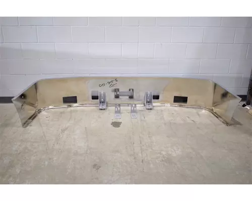 FREIGHTLINER Century Class Bumper Assembly, Front