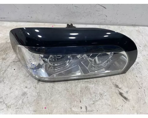 FREIGHTLINER Century Class Headlight