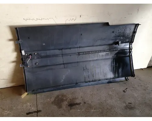 FREIGHTLINER Century Class Side Fairing