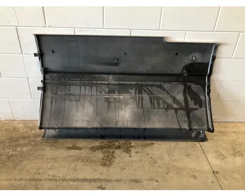 FREIGHTLINER Century Class Side Fairing