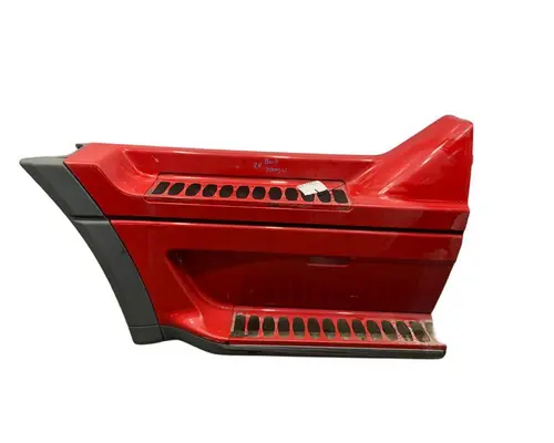 FREIGHTLINER Century Class Side Fairing