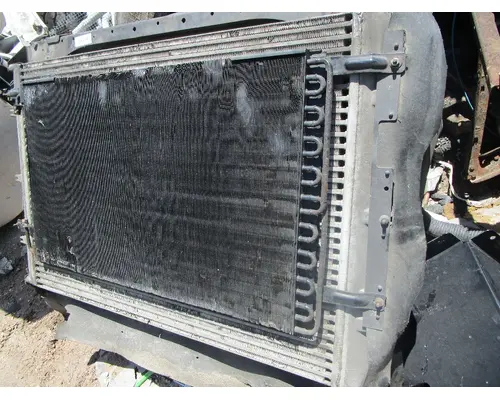 FREIGHTLINER Century_FL5L ChargeAirCooler