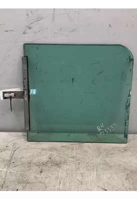 FREIGHTLINER Classic 120 Glass