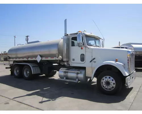 FREIGHTLINER Classic 120 Vehicle For Sale