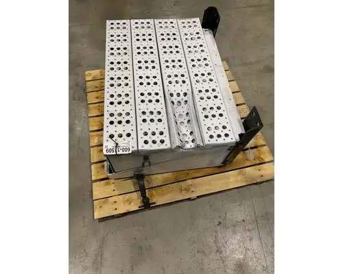 FREIGHTLINER Classic Battery Box