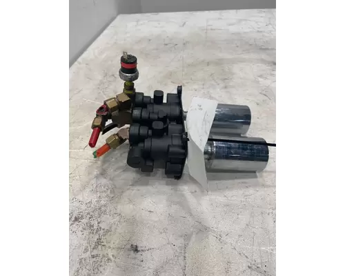 FREIGHTLINER Classic Brake Proportioning Valve