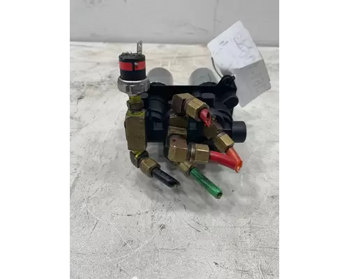 FREIGHTLINER Classic Brake Proportioning Valve