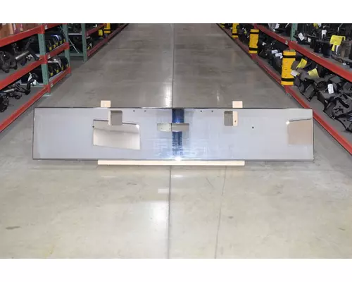 FREIGHTLINER Classic Bumper Assembly, Front