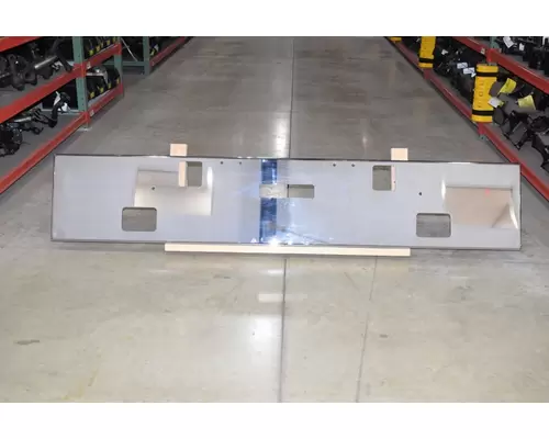 FREIGHTLINER Classic Bumper Assembly, Front