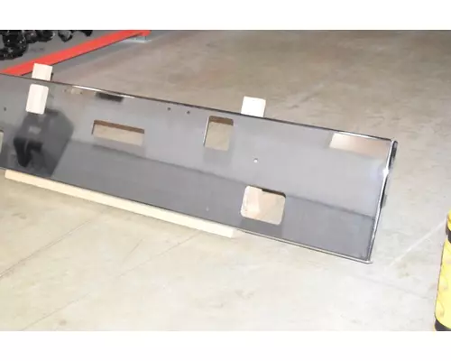 FREIGHTLINER Classic Bumper Assembly, Front