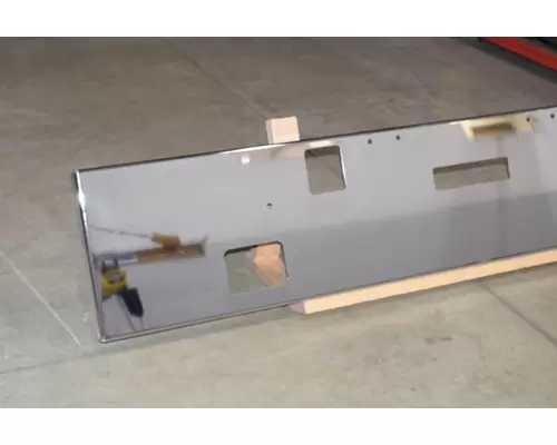 FREIGHTLINER Classic Bumper Assembly, Front