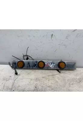 FREIGHTLINER Classic Cab