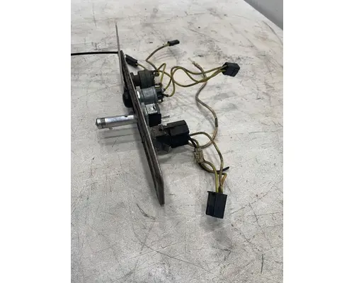 FREIGHTLINER Classic Dash  Console Switch