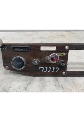 FREIGHTLINER Classic Dash / Console Switch