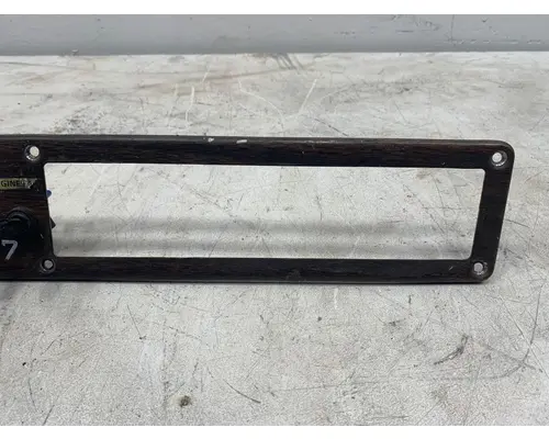 FREIGHTLINER Classic Dash  Console Switch