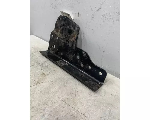 FREIGHTLINER Classic Frame HornBumper Mount