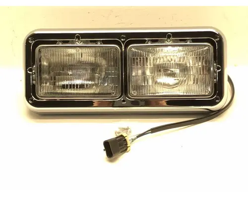 FREIGHTLINER Classic Headlamp Assembly
