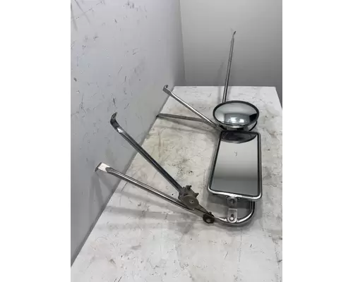 FREIGHTLINER Classic Mirror (Side View)
