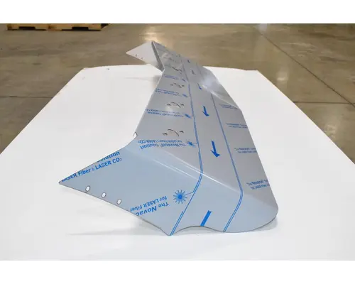 FREIGHTLINER Classic Sun Visor (External)