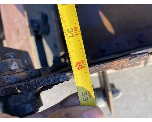 FREIGHTLINER Columbia 112 Battery Box