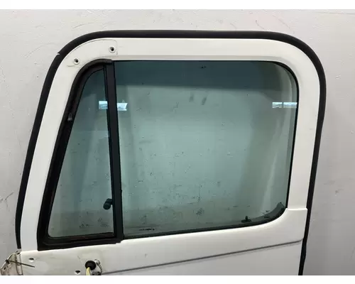 FREIGHTLINER Columbia 112 Door Assembly, Front