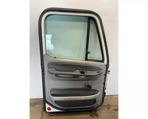 FREIGHTLINER Columbia 112 Door Assembly, Front