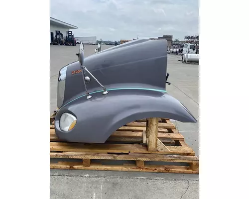 FREIGHTLINER Columbia 112 Hood