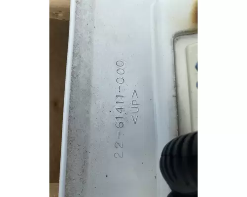 FREIGHTLINER Columbia 112 Sun Visor (External)