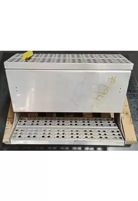 FREIGHTLINER Columbia 120 Battery Box/Tray