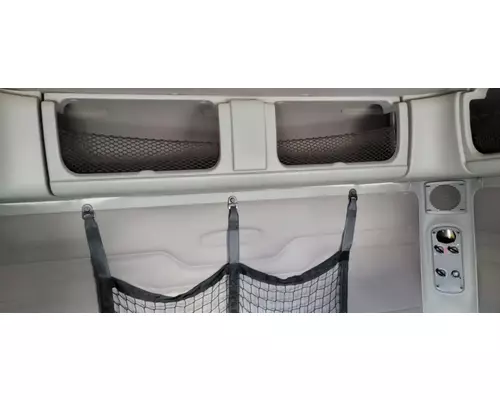 FREIGHTLINER Columbia 120 Cab Assembly
