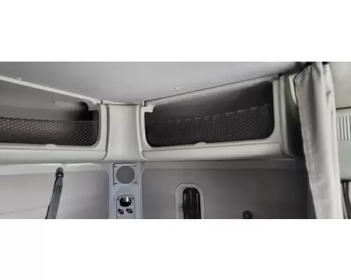 FREIGHTLINER Columbia 120 Cab Assembly