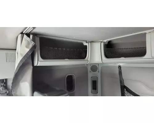 FREIGHTLINER Columbia 120 Cab Assembly