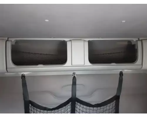 FREIGHTLINER Columbia 120 Cab Assembly