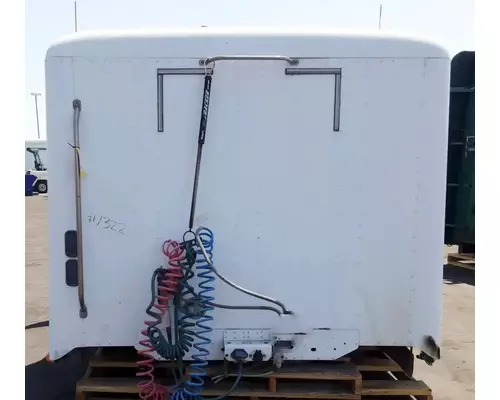 FREIGHTLINER Columbia 120 Cab Assembly