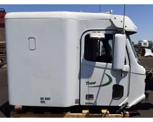 FREIGHTLINER Columbia 120 Cab Assembly