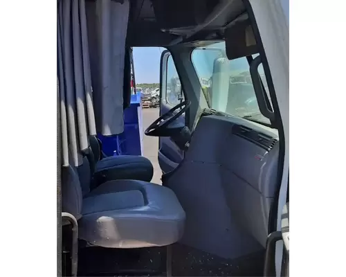 FREIGHTLINER Columbia 120 Cab Assembly